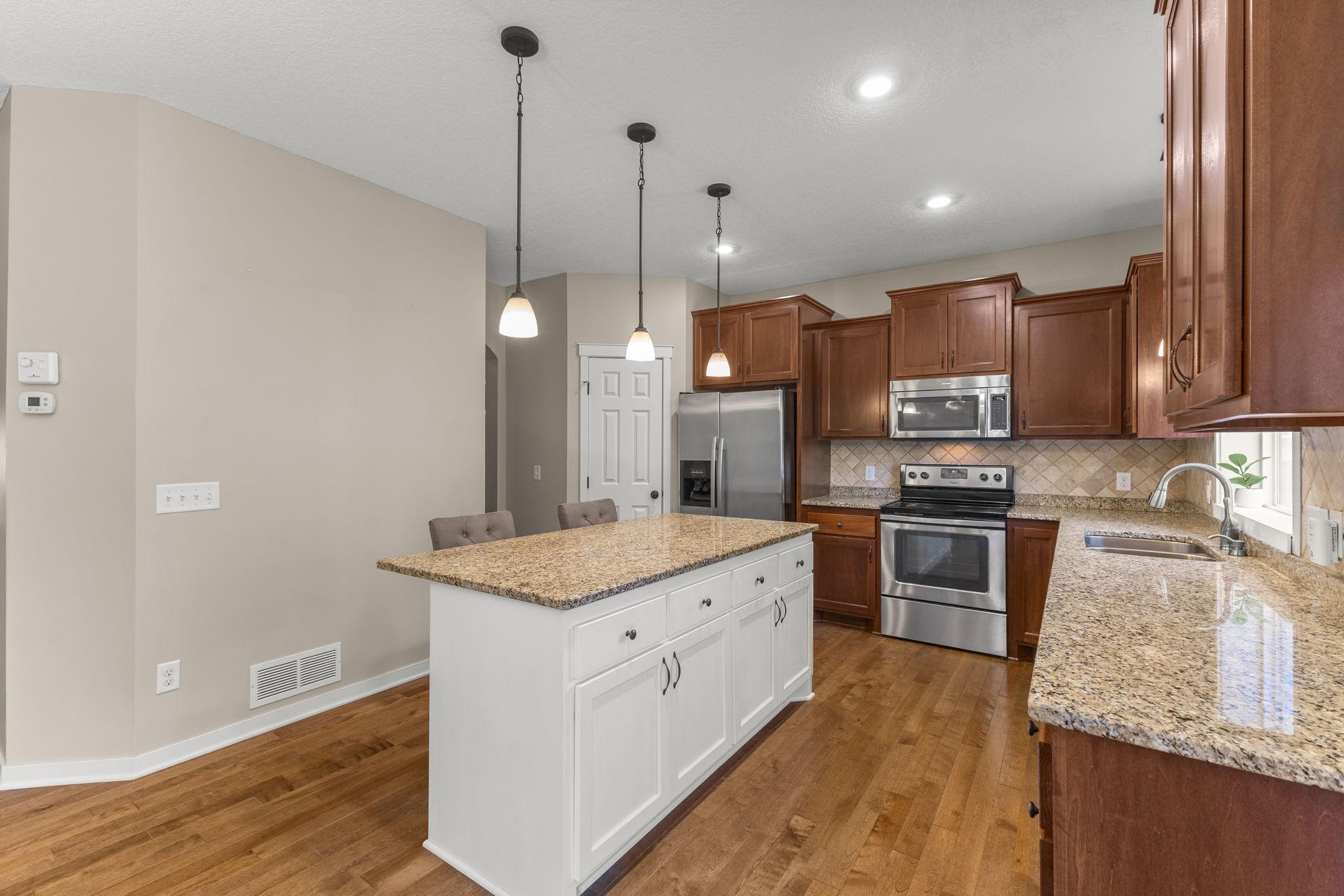 Vivid Spaces_1439 5th St SW, _19.JPG