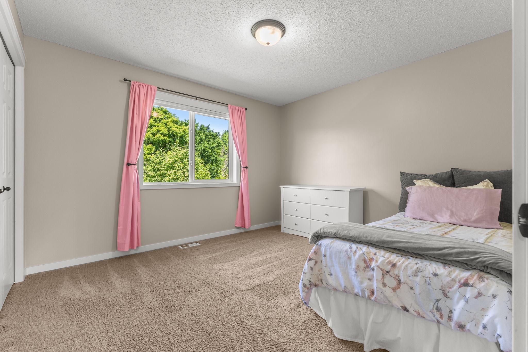 Vivid Spaces_1439 5th St SW, _29.JPG
