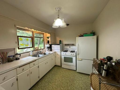 19247 US HWY 169, Grand Rapids, MN 55744