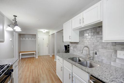 8710Photography-Web-Friendly-10840-Rockford-Road-Minneapolis-MN-55442-13.jpg