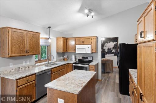 5334 89th Crescent Circle N, Minneapolis, MN 55443