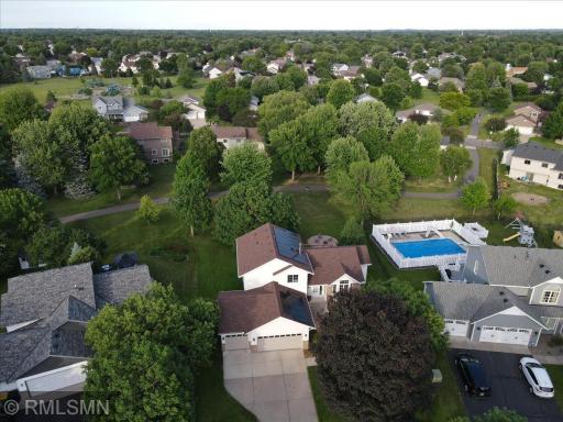 5334 89th Crescent Circle N, Minneapolis, MN 55443