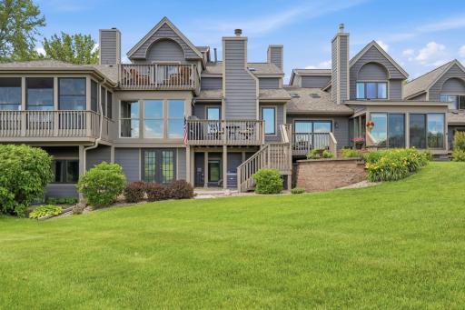 Exceptional golf course townhome offering luxury, views, and maintenance-free living in Brackettâs Crossing.