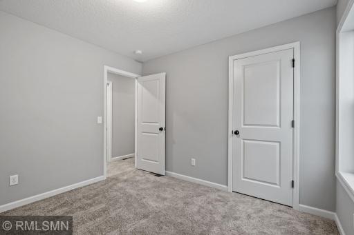 2619 Ivan Avenue NE, Saint Michael, MN 55376