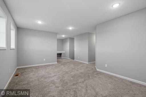 2619 Ivan Avenue NE, Saint Michael, MN 55376