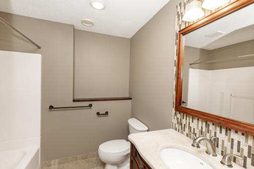 1237 Diversion Drive, West Fargo, ND 58078