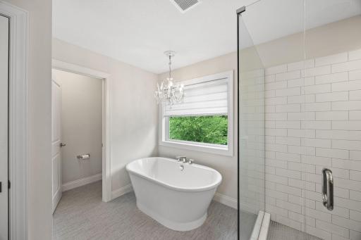 66-web-or-mls-7060 61st St S-437.jpg