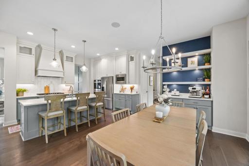 32-web-or-mls-7060 61st St S-267.jpg