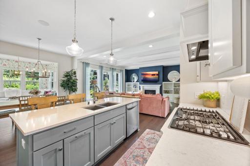 28-web-or-mls-7060 61st St S-247.jpg