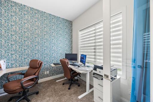 19-web-or-mls-7060 61st St S-202.jpg