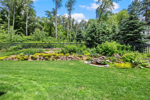 86-web-or-mls-7060 61st St S-37.jpg