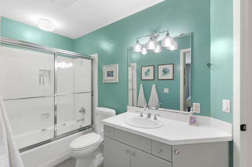 22 Evergreen Road, North Oaks, MN 55127