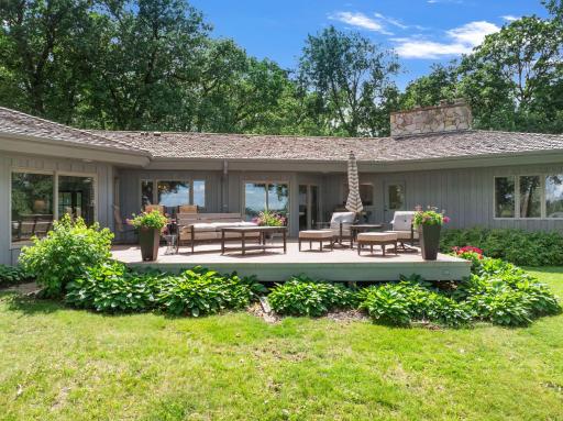 22 Evergreen Road, North Oaks, MN 55127