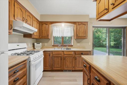 2079 Asplund Road, New Richmond, WI 54017