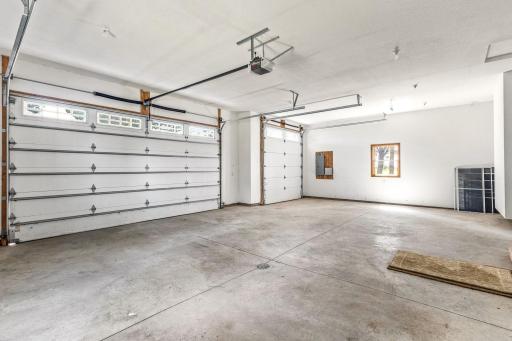 Oversized 3 Car Garage with 8 and 9' Tall Garage Doors