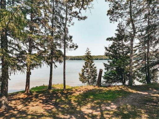 9685 Lakewood Circle, Chaska, MN 55318