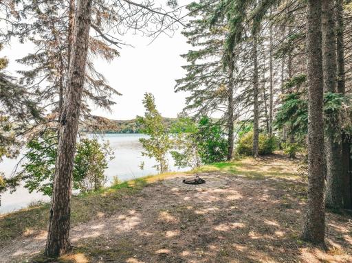 9685 Lakewood Circle, Chaska, MN 55318