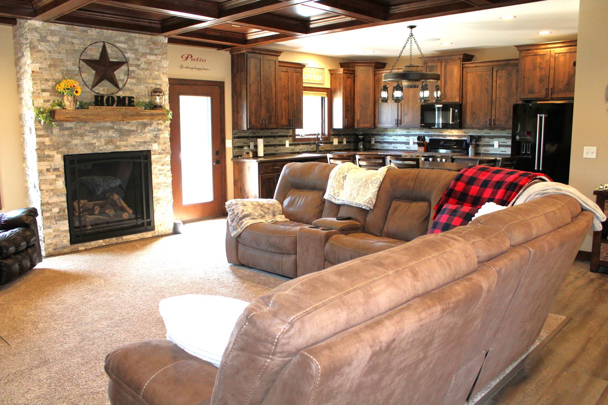 Living room to kitchen