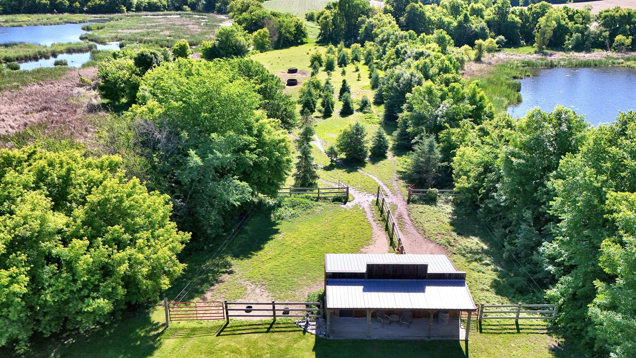 Tack-pasture aerial
