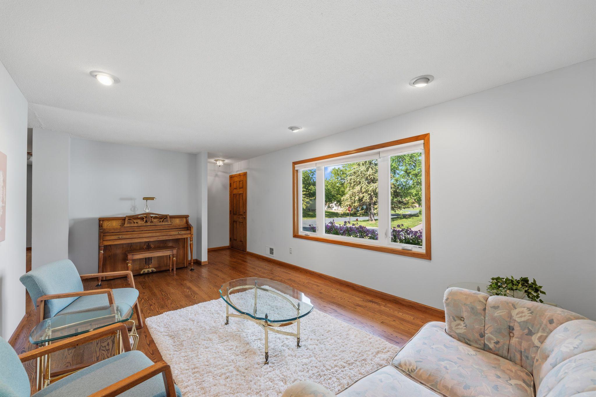 Large windows with tons of natural light