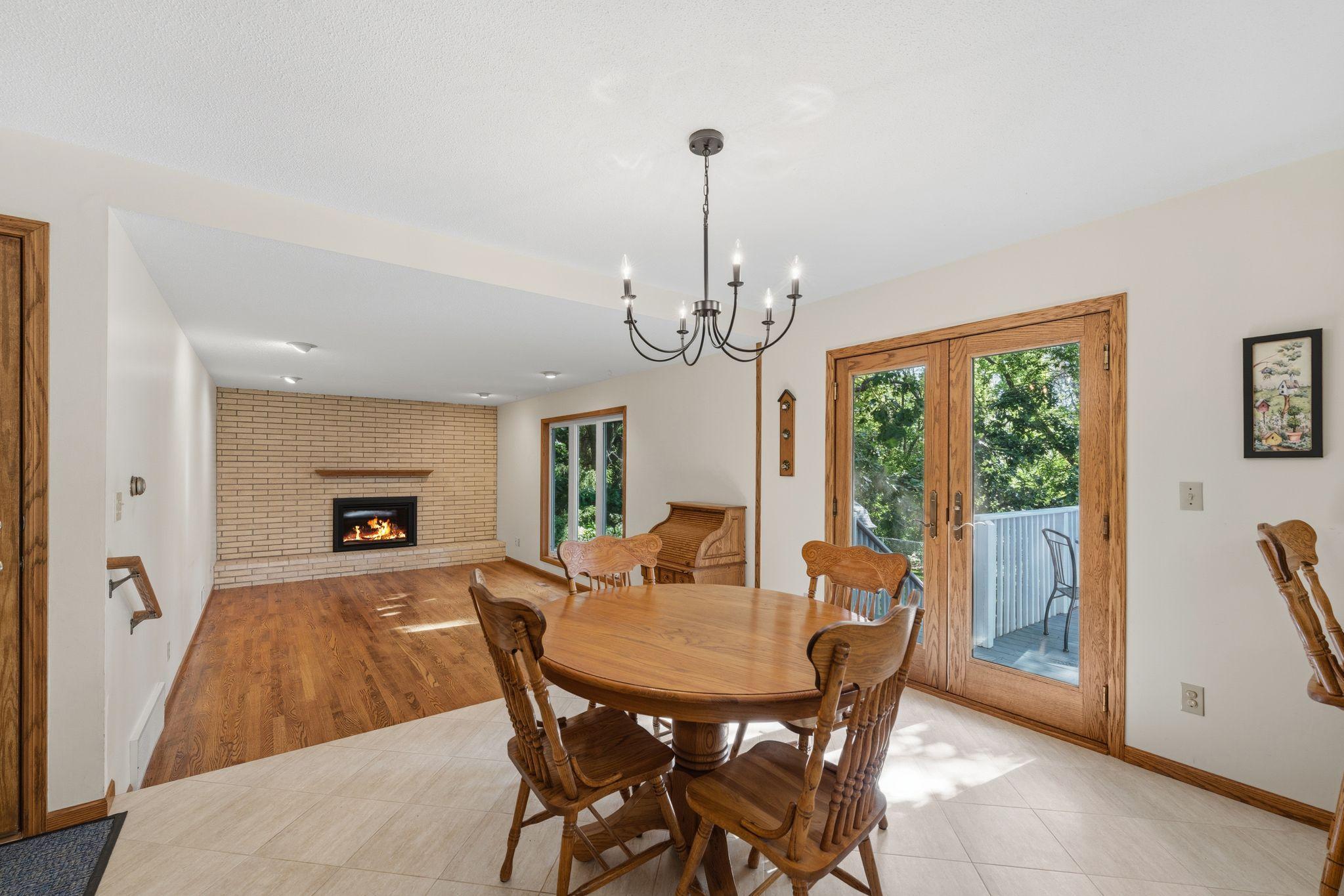 Dining/kitchen/livingroom