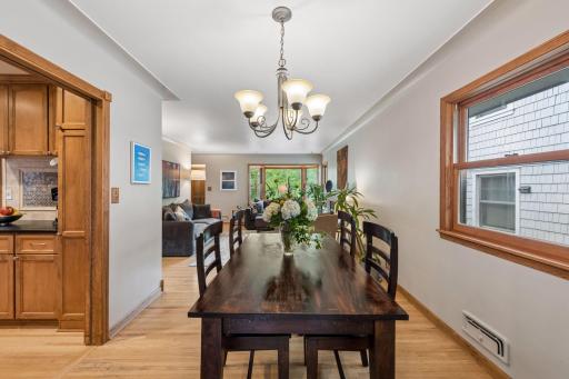 2911 W 54th Street, Minneapolis, MN 55410