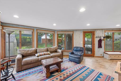 2911 W 54th Street, Minneapolis, MN 55410