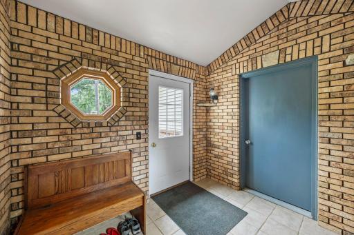 Breezeway entry between home and garage