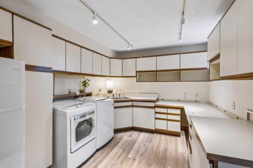 Laundry Room_4634 Kingsdale Drive