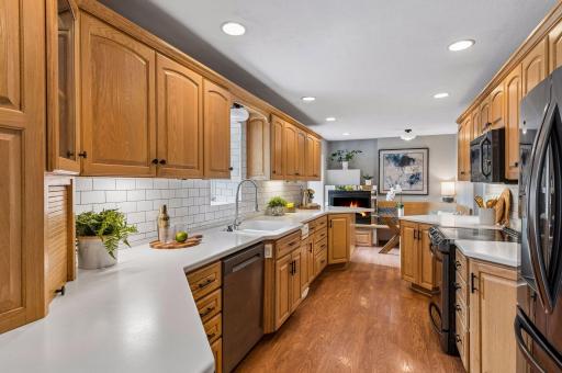 Kitchen_4634 Kingsdale Drive