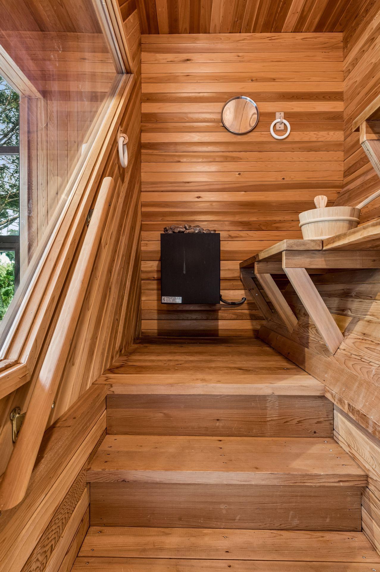 Sauna_4634 Kingsdale Drive