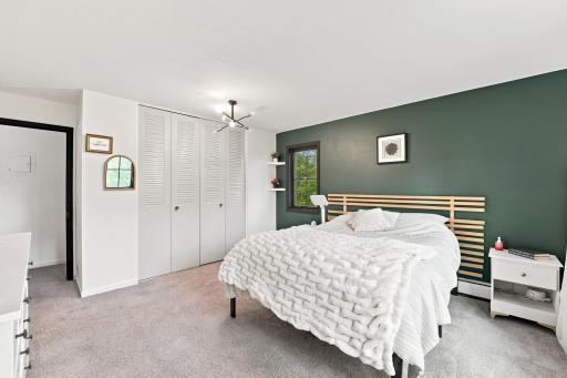 4370 Brookside Court, 302, Minneapolis, MN 55436