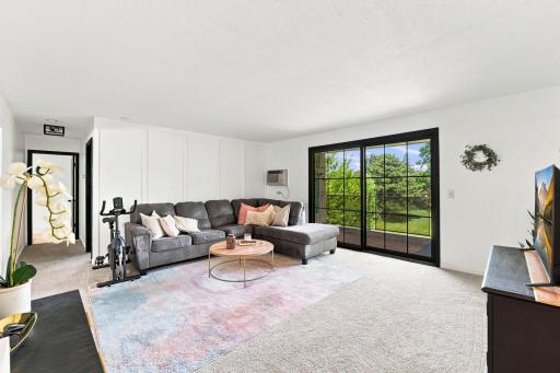 4370 Brookside Court, 302, Minneapolis, MN 55436
