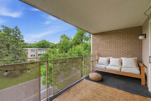 4370 Brookside Court, 302, Minneapolis, MN 55436