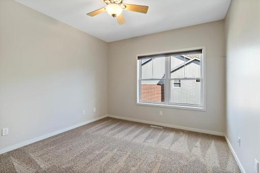 58-web-or-mls-340 Spring St, Saint Paul, MN_0060.jpg