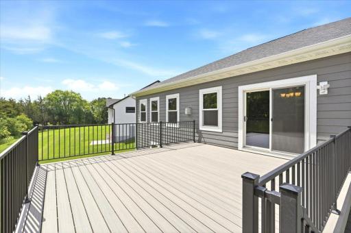 482 Westwood, River Falls, WI 54022