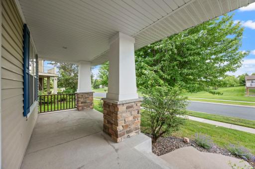 18214 62nd Place N, Maple Grove, MN 55311
