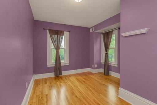 1004 Sheridan Avenue N, Minneapolis, MN 55411