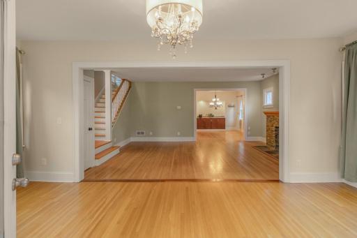 1004 Sheridan Avenue N, Minneapolis, MN 55411