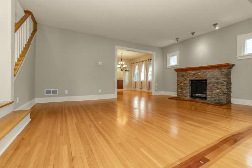 1004 Sheridan Avenue N, Minneapolis, MN 55411