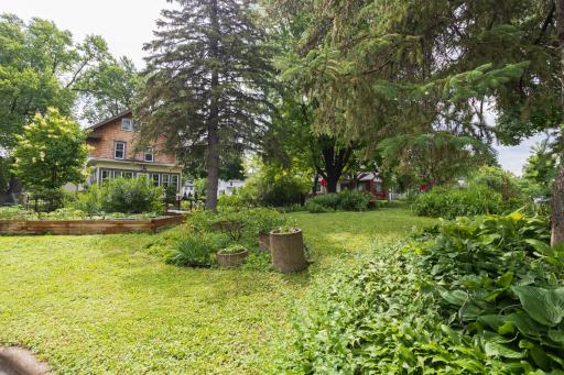 1004 Sheridan Avenue N, Minneapolis, MN 55411