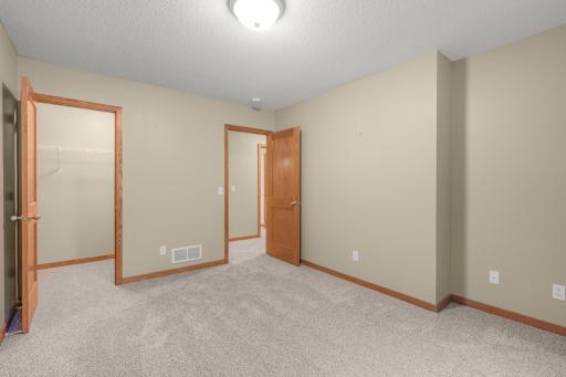 15004 Cherokee Drive N, Rogers, MN 55374