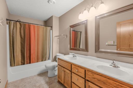 15004 Cherokee Drive N, Rogers, MN 55374