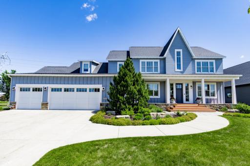2791 Samuel Drive S, Fargo, ND 58104