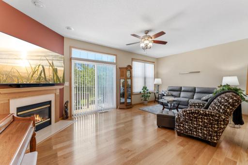 6738 158th Street W, Apple Valley, MN 55124
