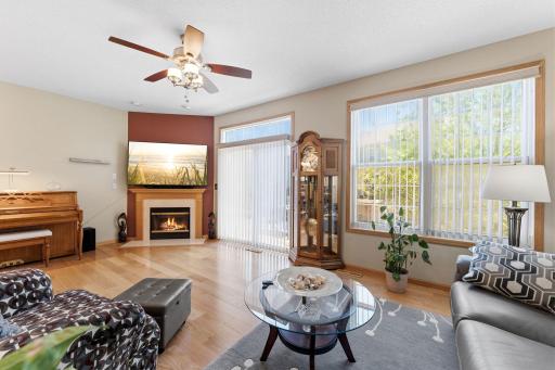 6738 158th Street W, Apple Valley, MN 55124