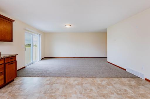 4276 Estate Drive S, Fargo, ND 58104