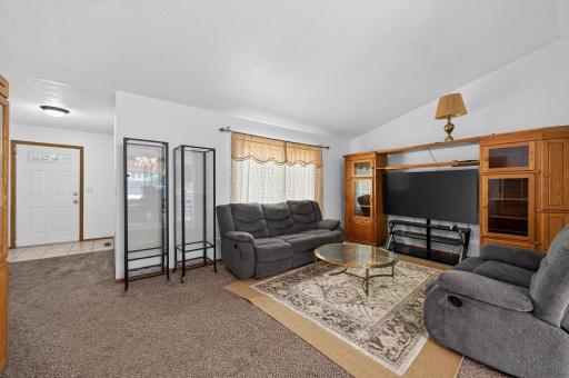 6709 Brunswick Avenue N, Minneapolis, MN 55429