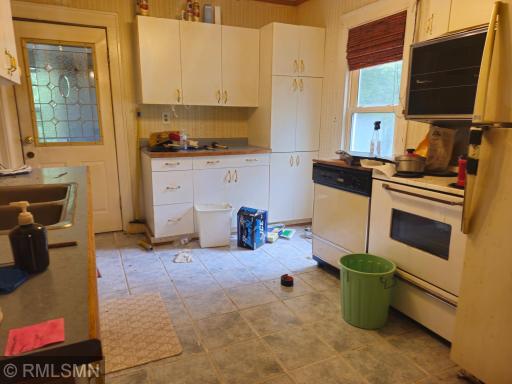 8721 Saint Croix Trail S, Hastings, MN 55033