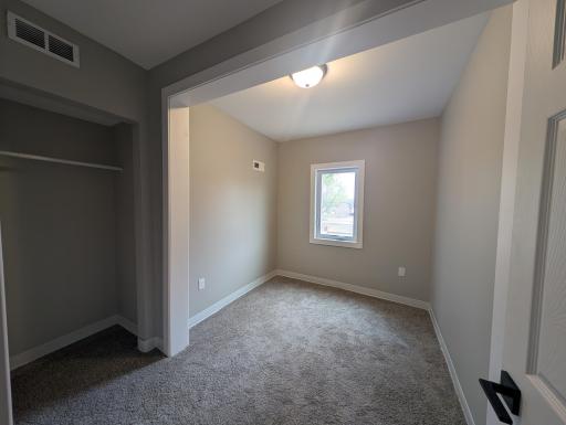 611 24th Avenue N, Minneapolis, MN 55411